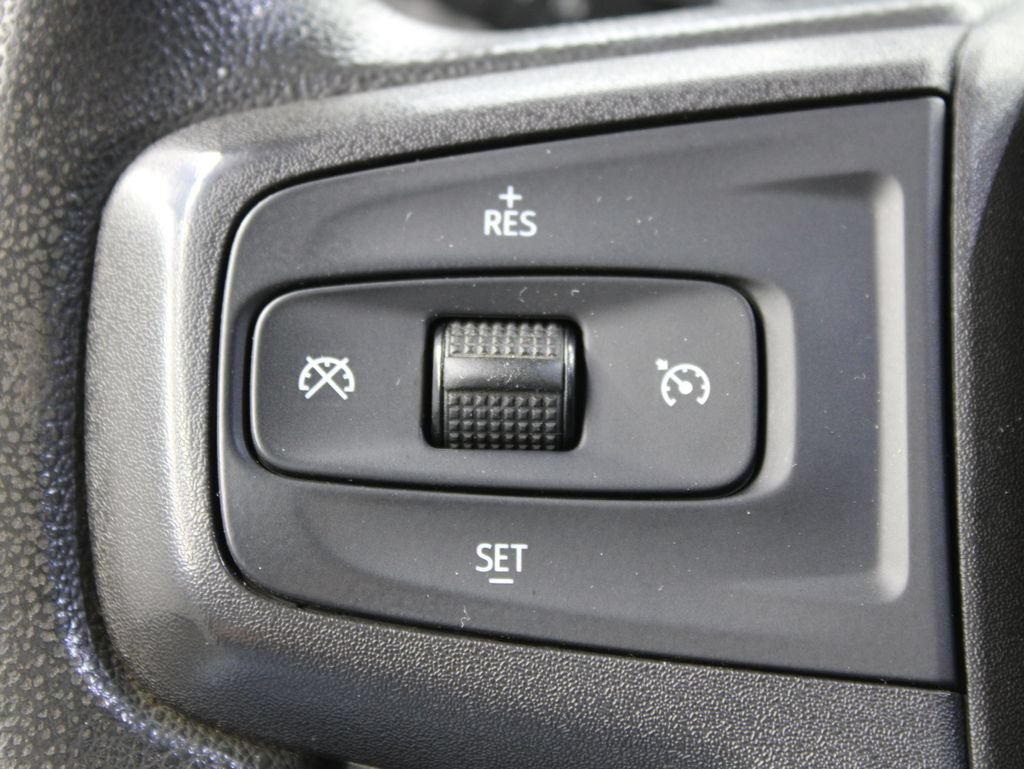 Used 2021 Chevrolet Silverado 1500 Custom AWD/4WD image 46