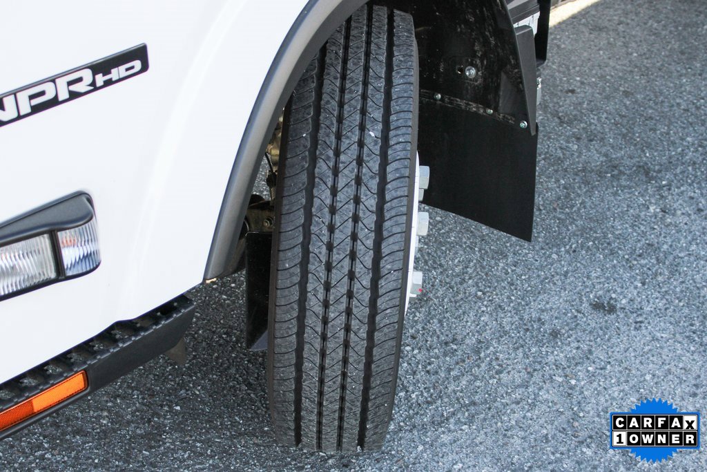 Used 2024 Isuzu NPR image 35