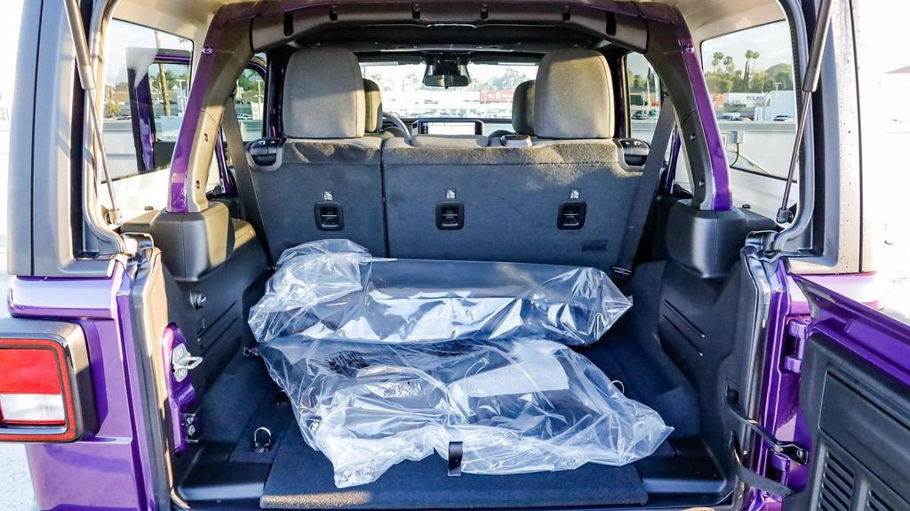 New 2026 Jeep Wrangler Unlimited Sport AWD/4WD image 31