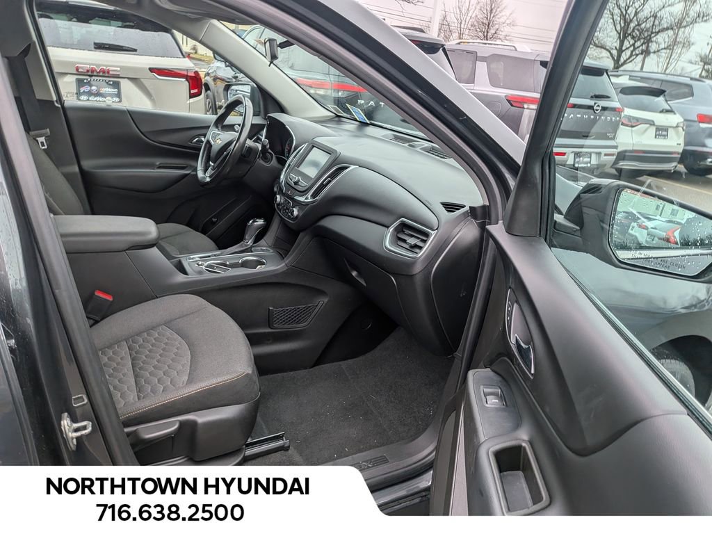 Used 2018 Chevrolet Equinox LT image 34