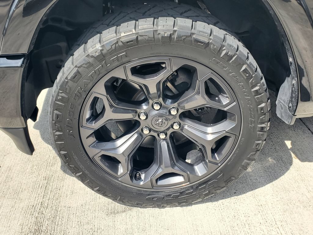 Used 2021 RAM 1500 Limited w/ Night Edition RWD image 4