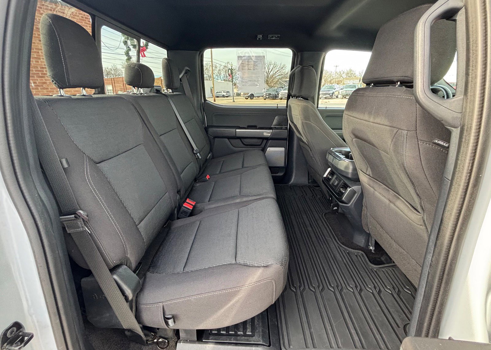 Certified 2022 Ford F150 XLT w/ Equipment Group 302A High image 28