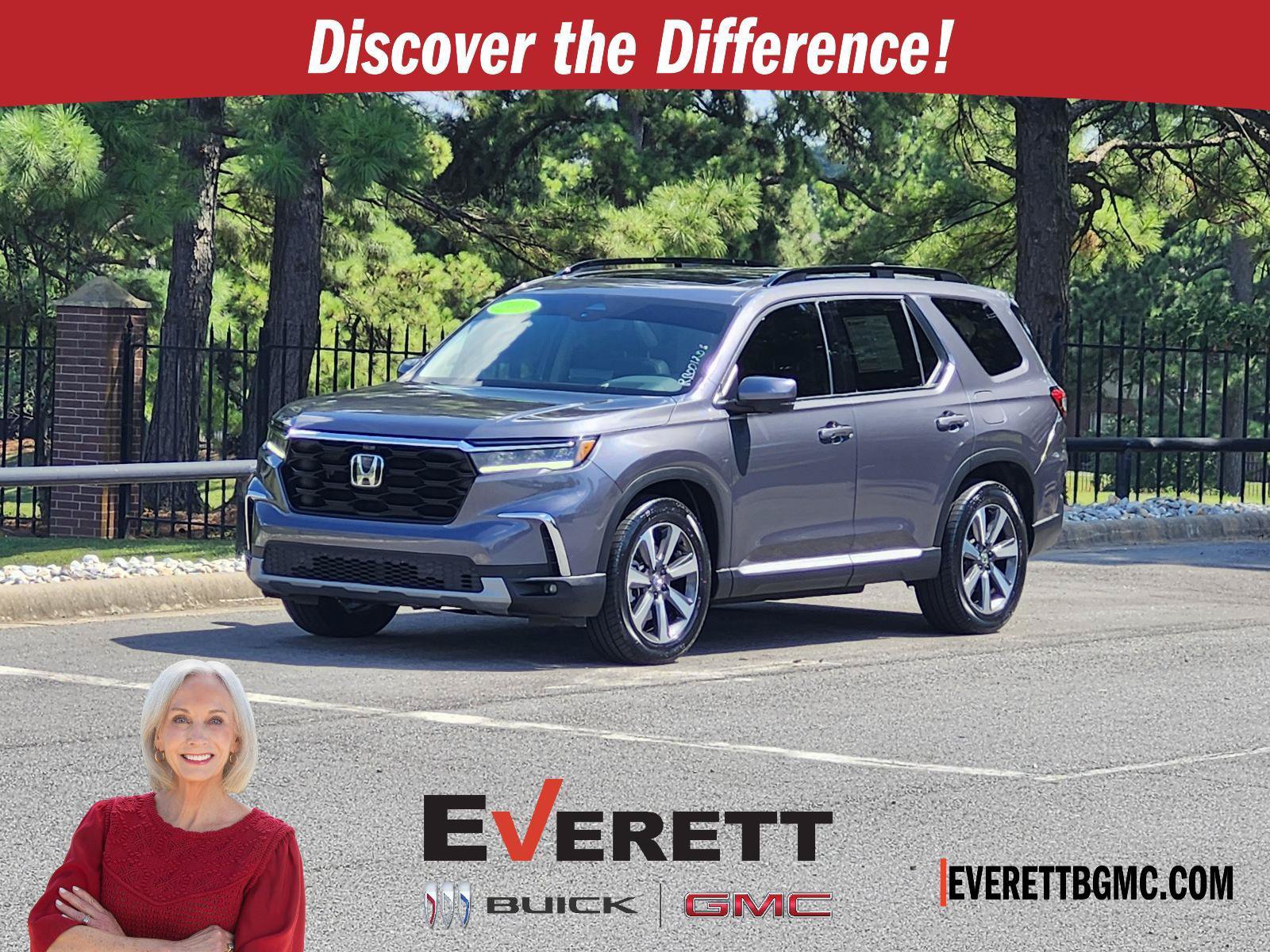 Used 2024 Honda Pilot Elite image 1