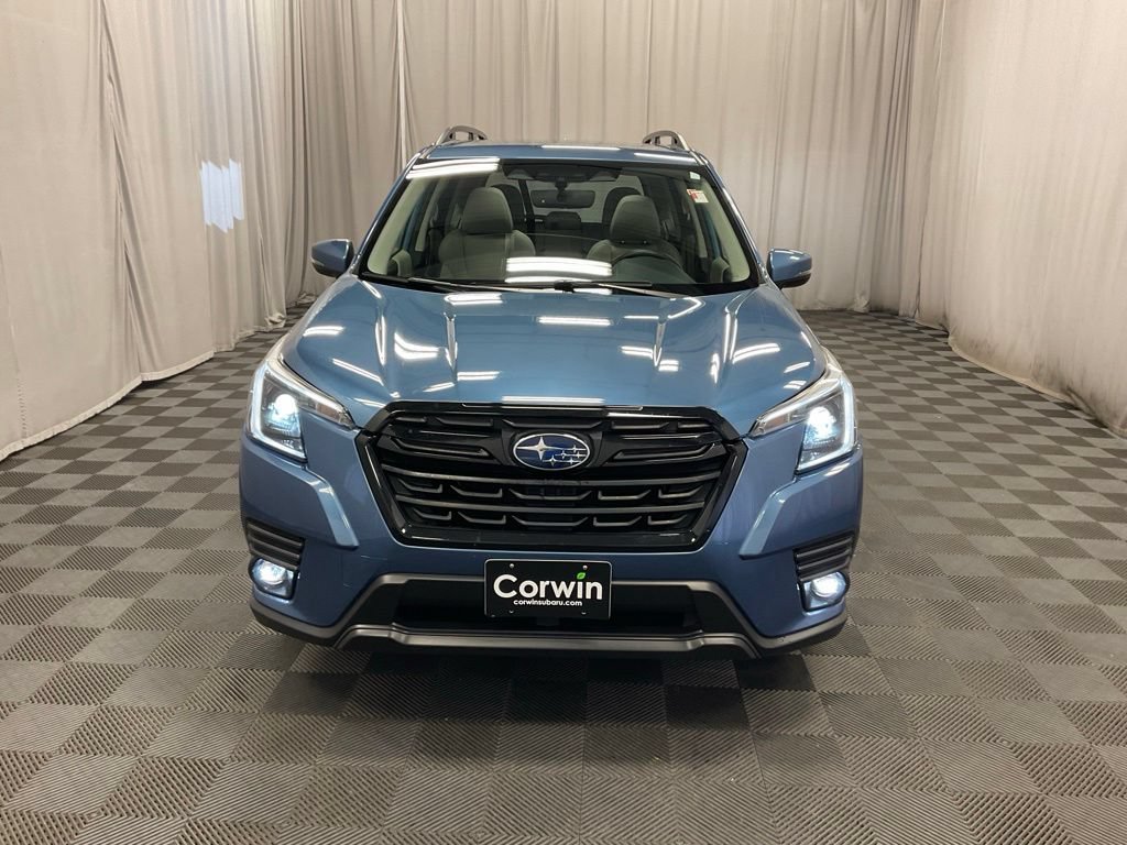 Used 2024 Subaru Forester Limited AWD/4WD image 7