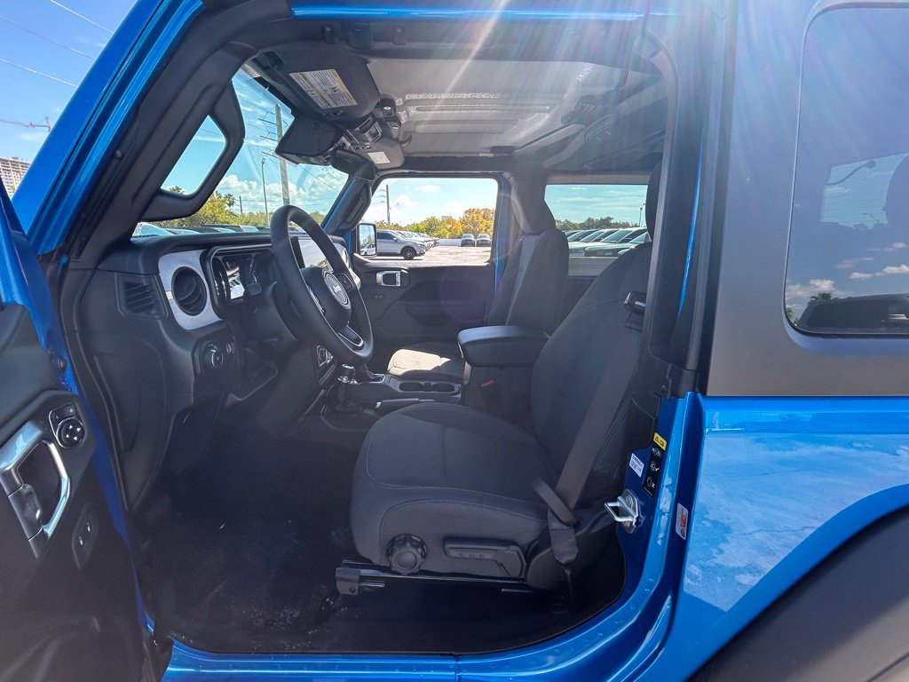 New 2025 Jeep Wrangler Sport AWD/4WD image 9