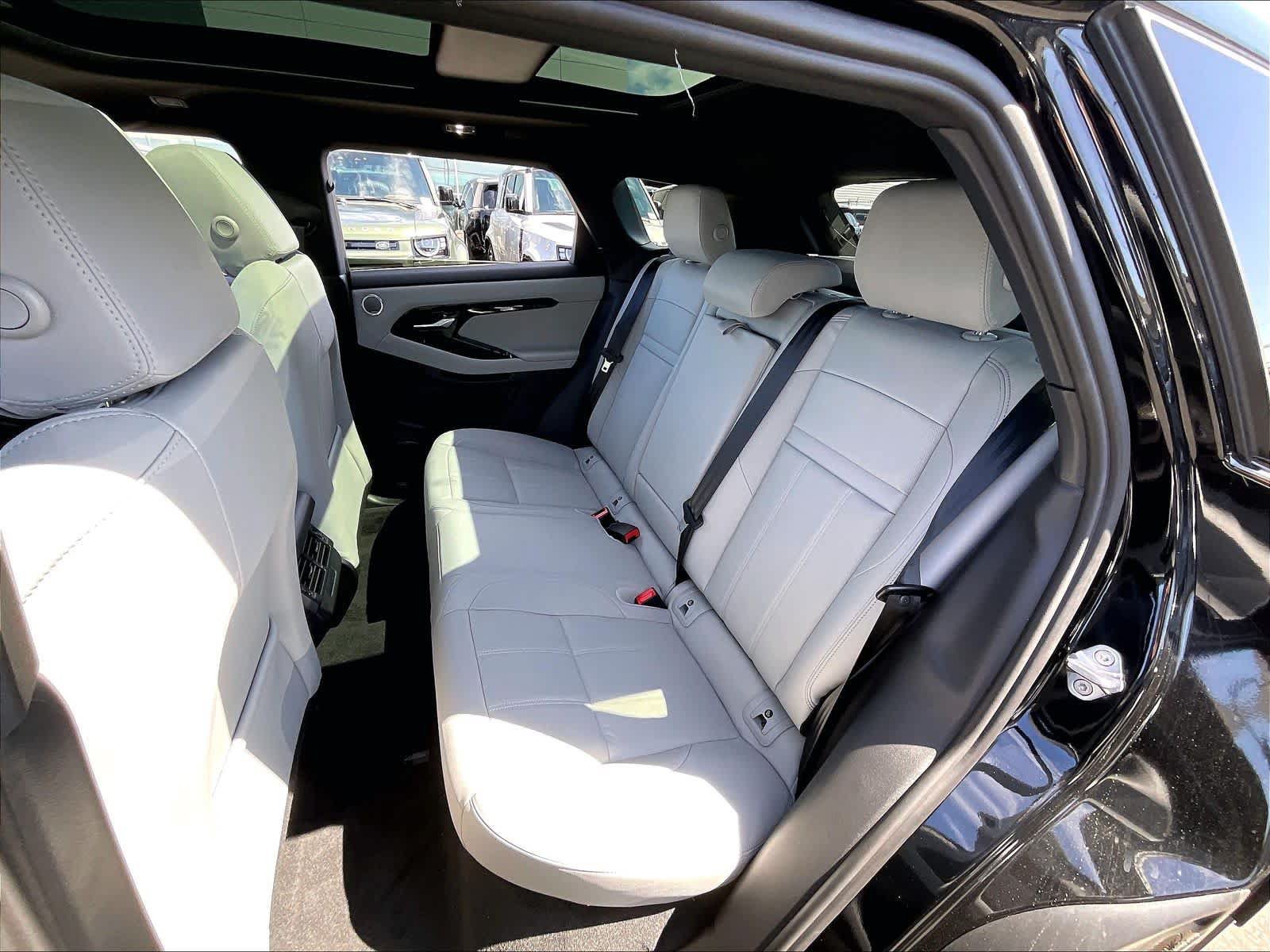 New 2026 Land Rover Range Rover Evoque S AWD/4WD image 12