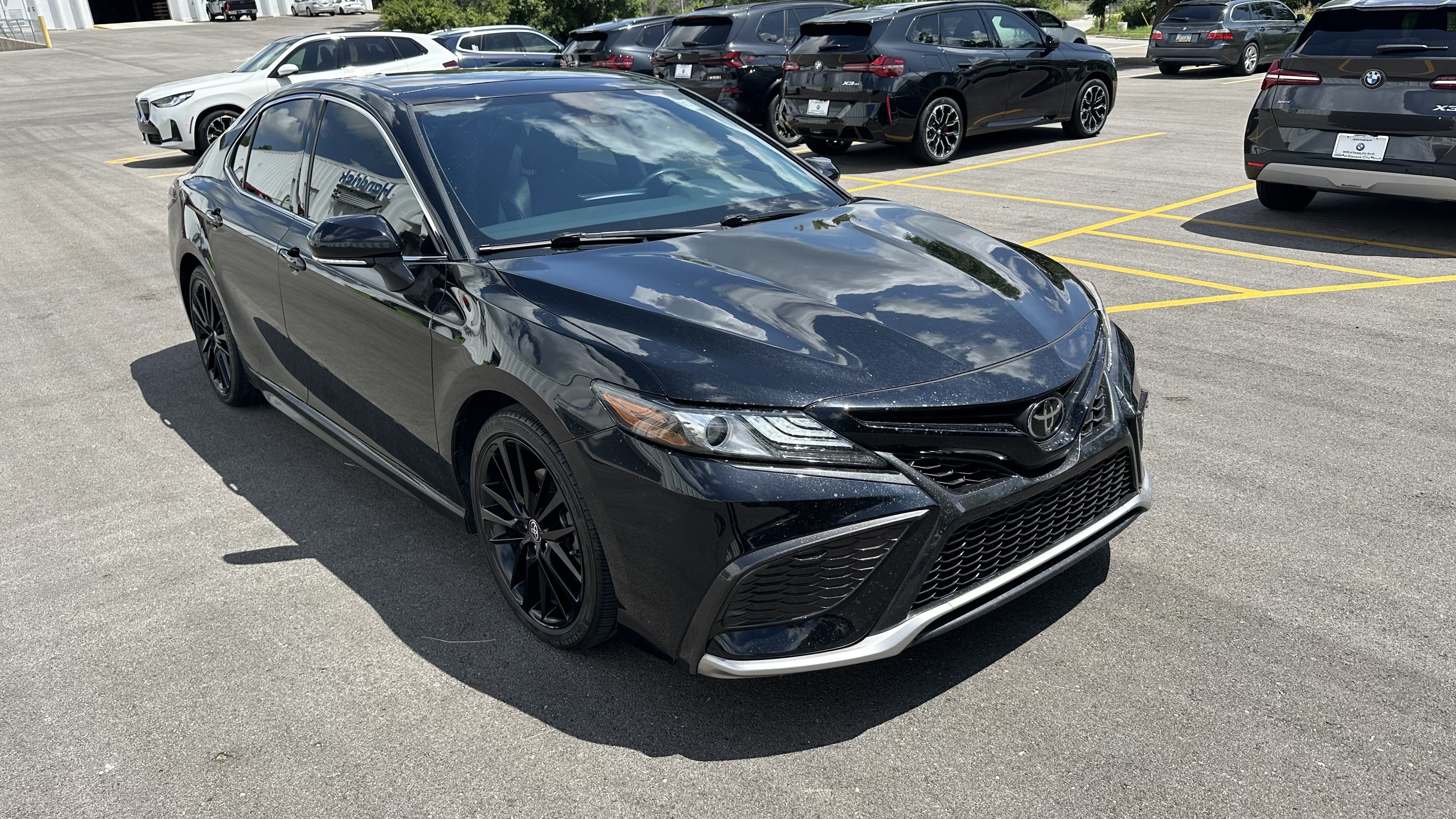 Used 2022 Toyota Camry XSE w/ Cold Weather Package AWD/4WD image 2
