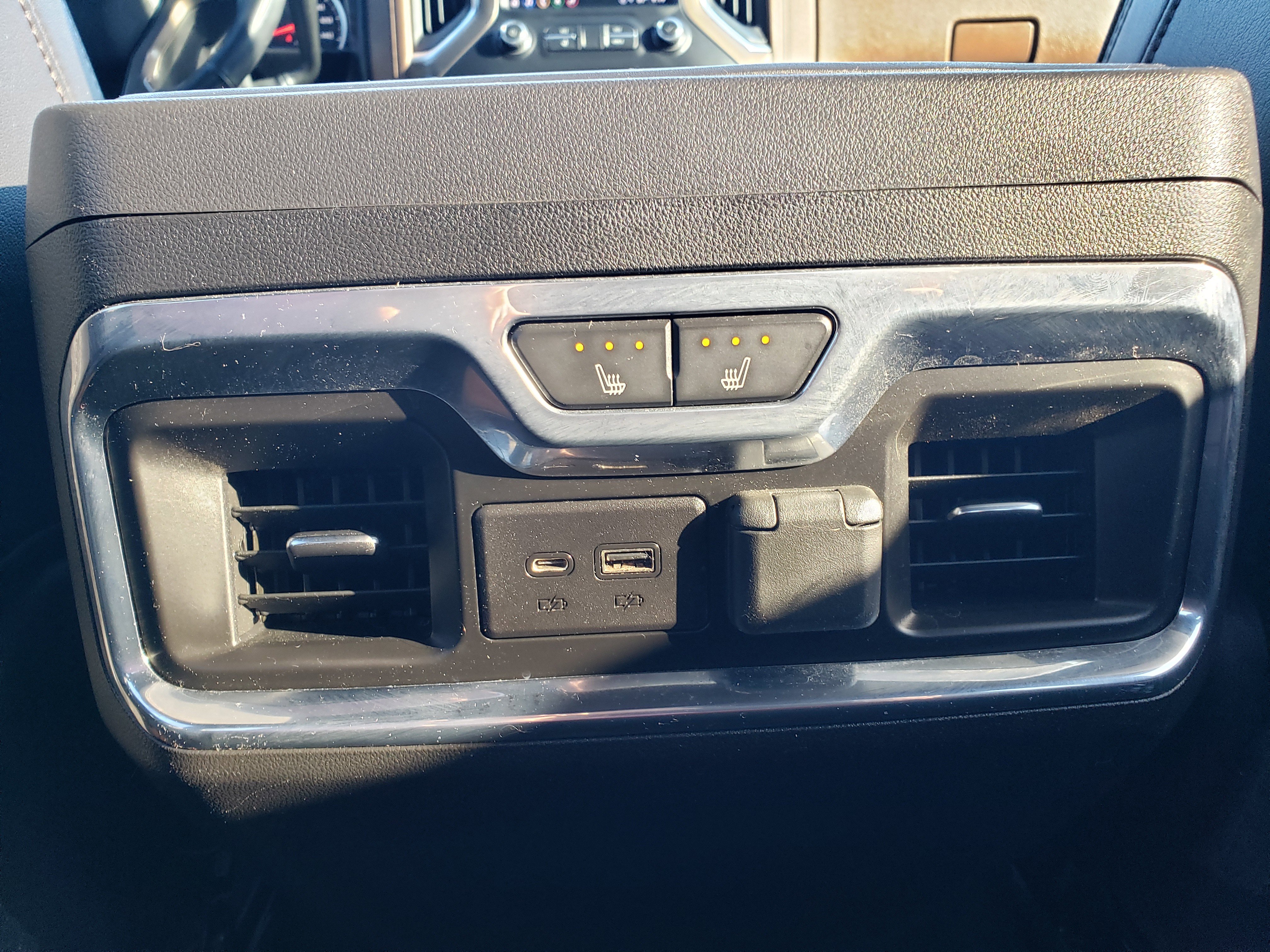 Used 2024 Chevrolet Silverado 1500 High Country w/ Technology Package image 34