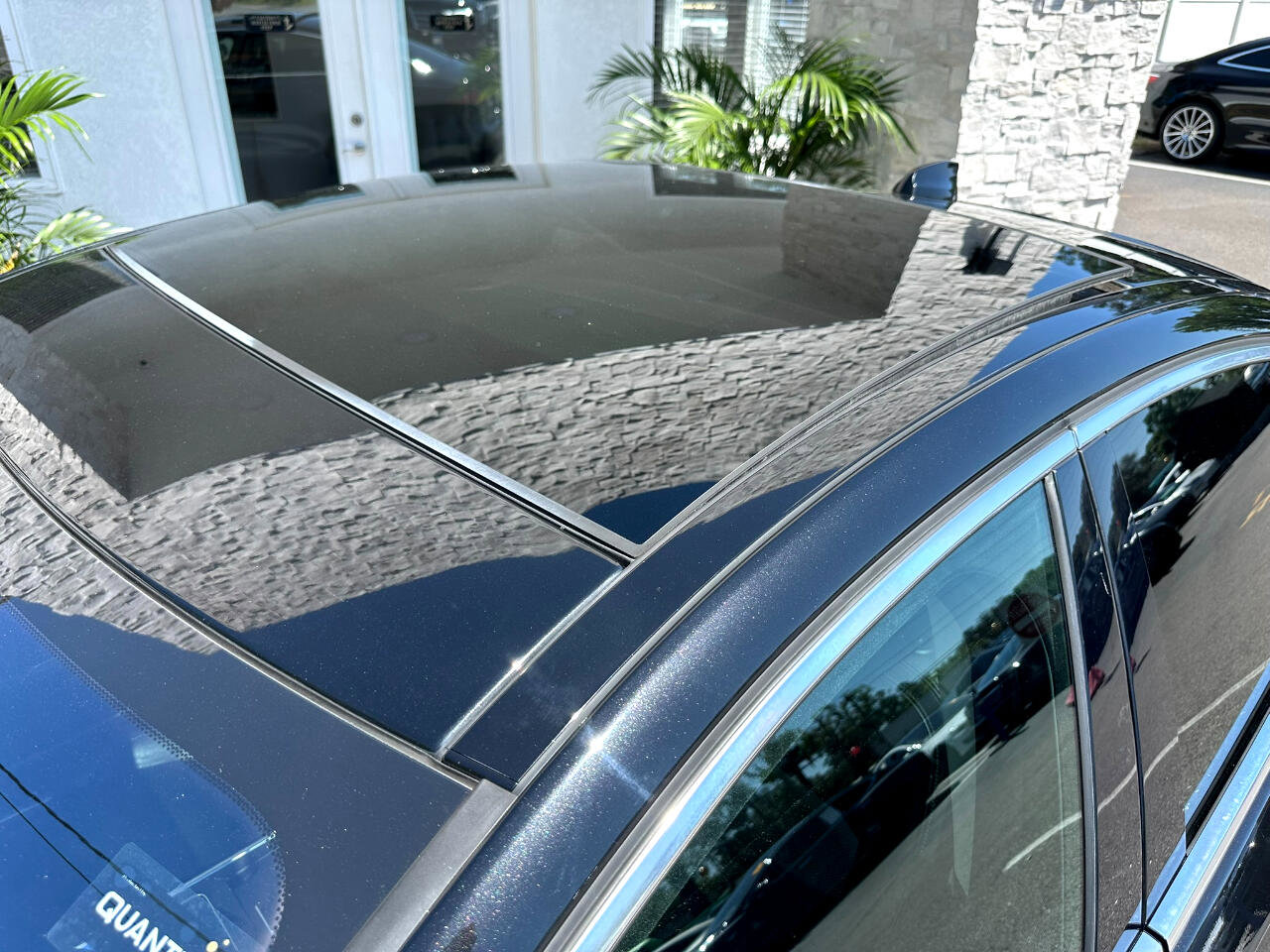 Used 2020 Jaguar XE S image 10