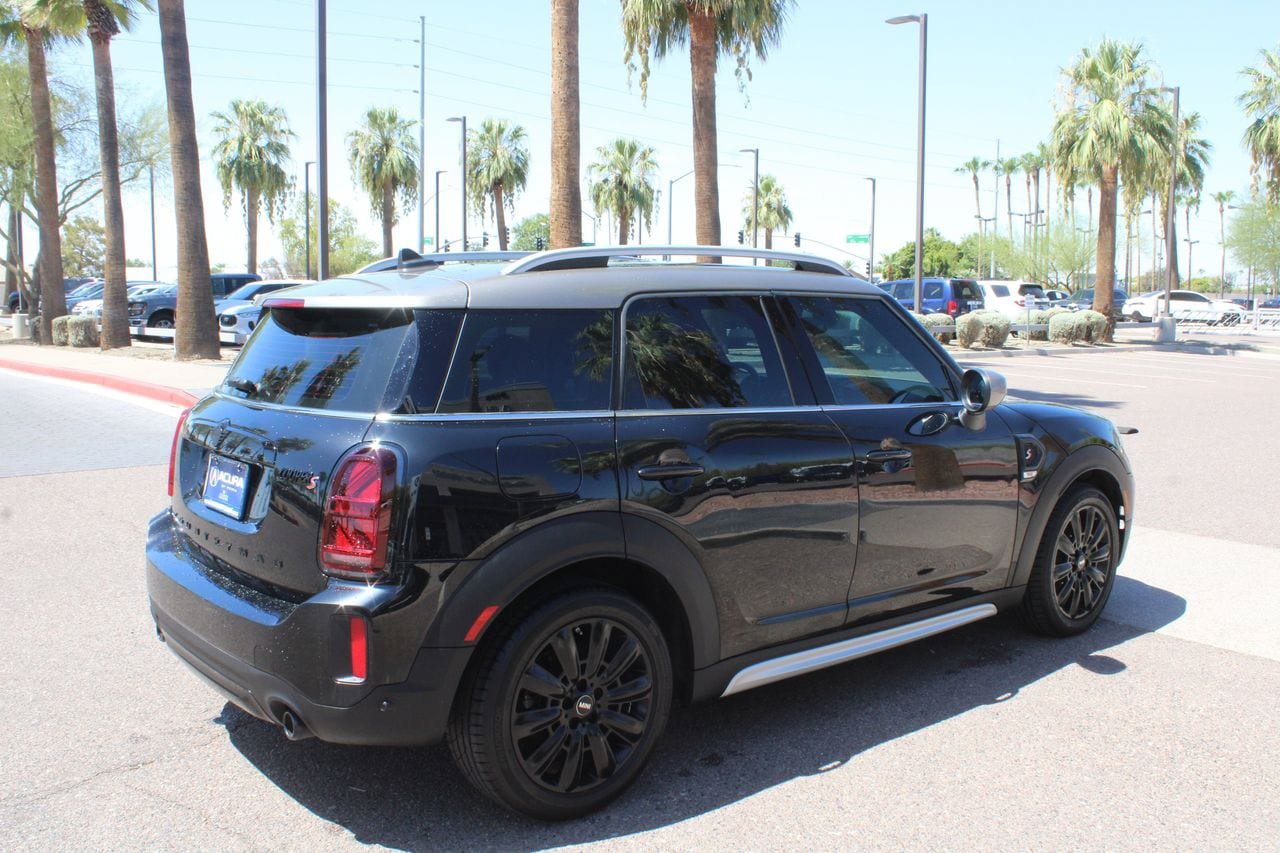 Used 2023 MINI Cooper Countryman S FWD image 8