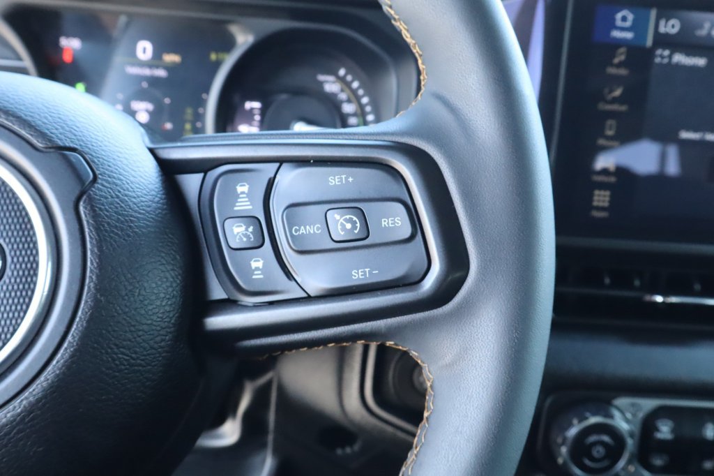 Used 2024 Jeep Wrangler Unlimited w/ Convenience Group AWD/4WD image 24