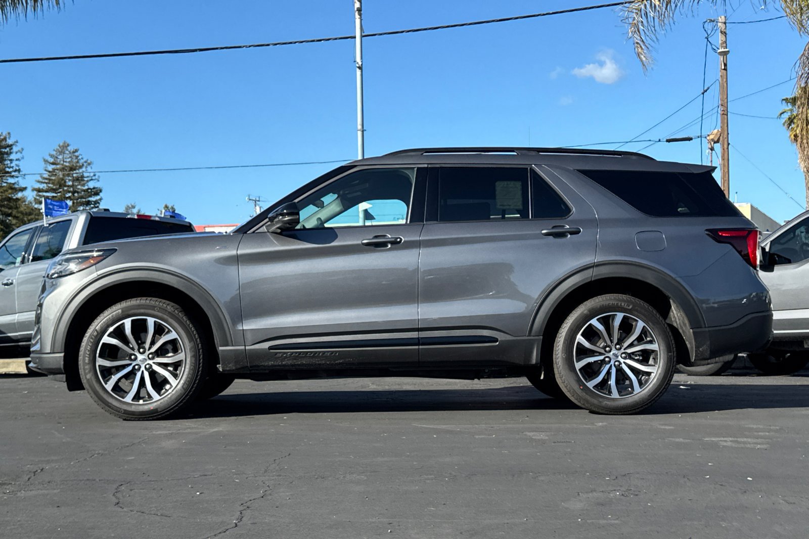 New 2026 Ford Explorer ST-Line AWD/4WD image 7