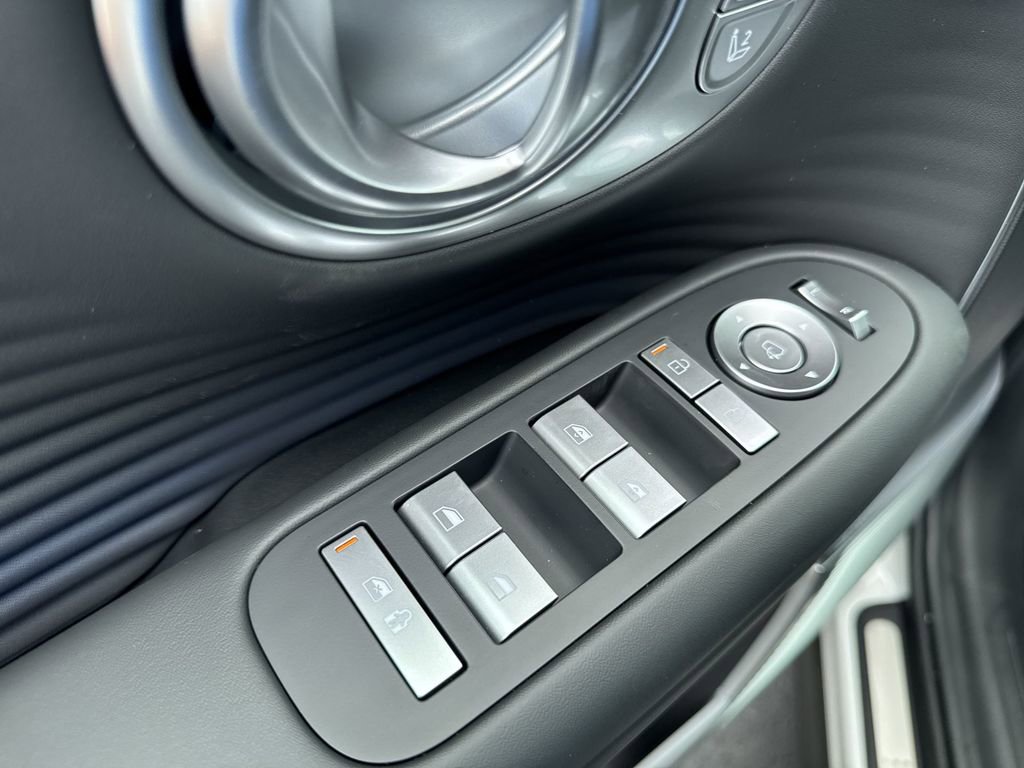 New 2026 Hyundai Ioniq 9 Limited image 19