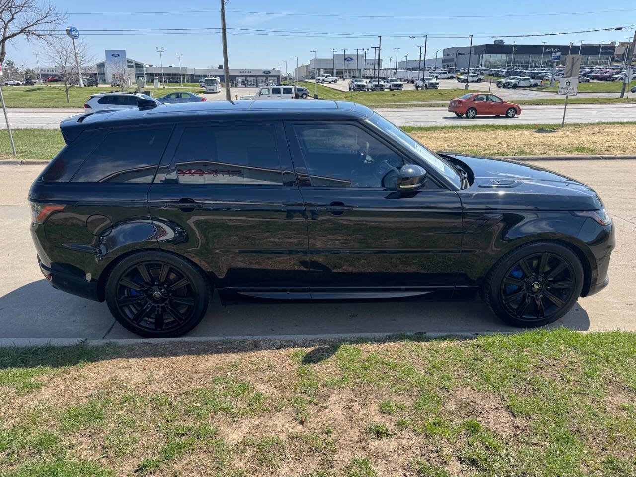 Used 2020 Land Rover Range Rover Sport HST image 6