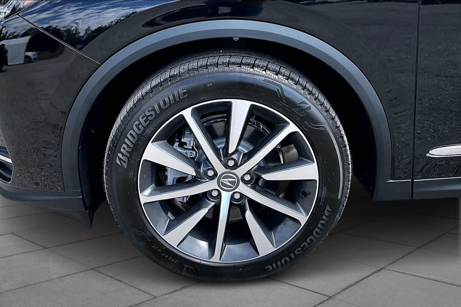 Certified 2026 Acura MDX w/ Technology Package FWD image 11