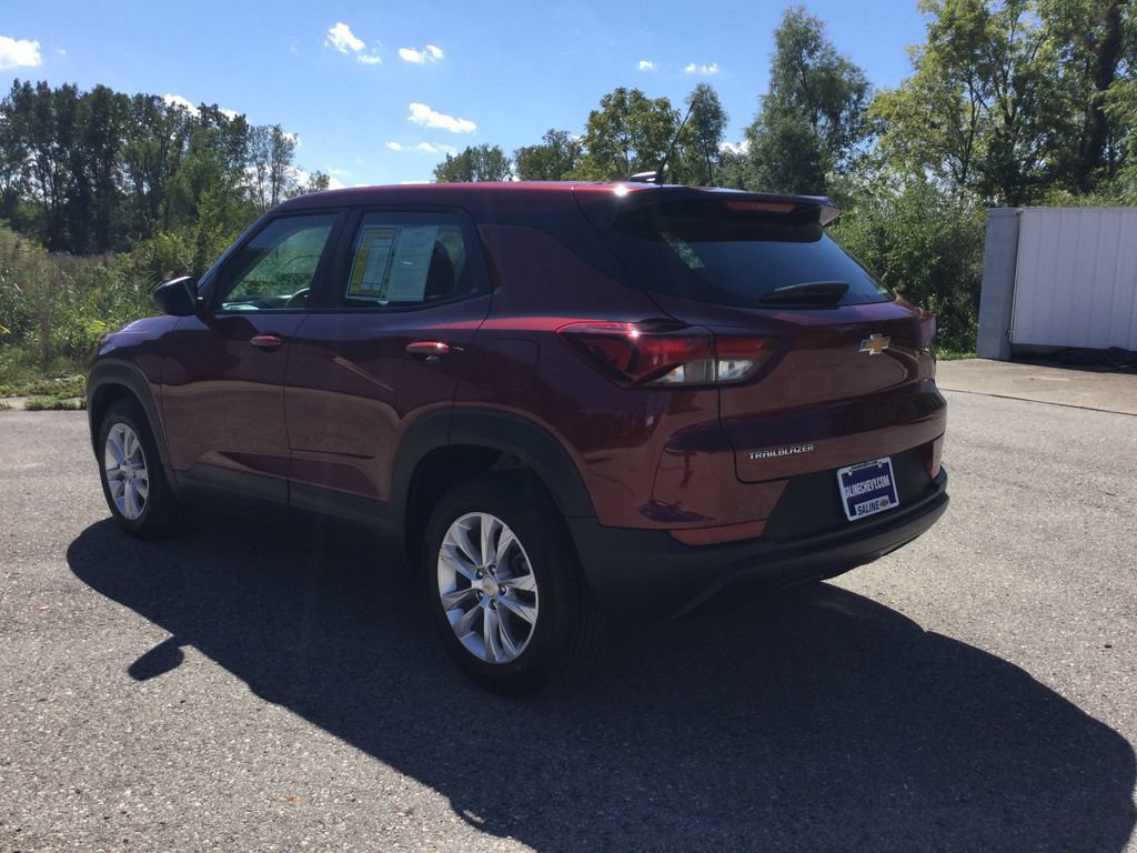 Used 2023 Chevrolet TrailBlazer LS FWD image 5