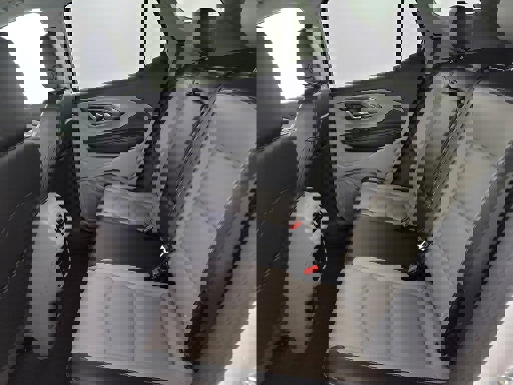 Used 2023 GMC Terrain SLT image 13