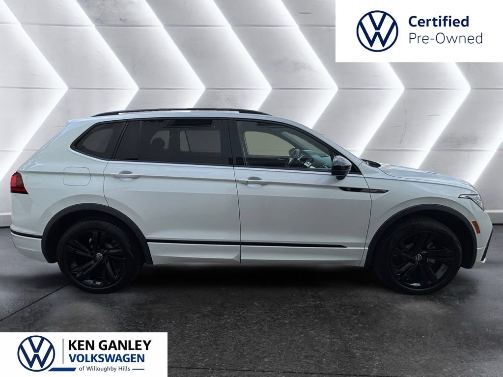 Used 2024 Volkswagen Tiguan SE R-Line AWD/4WD image 6