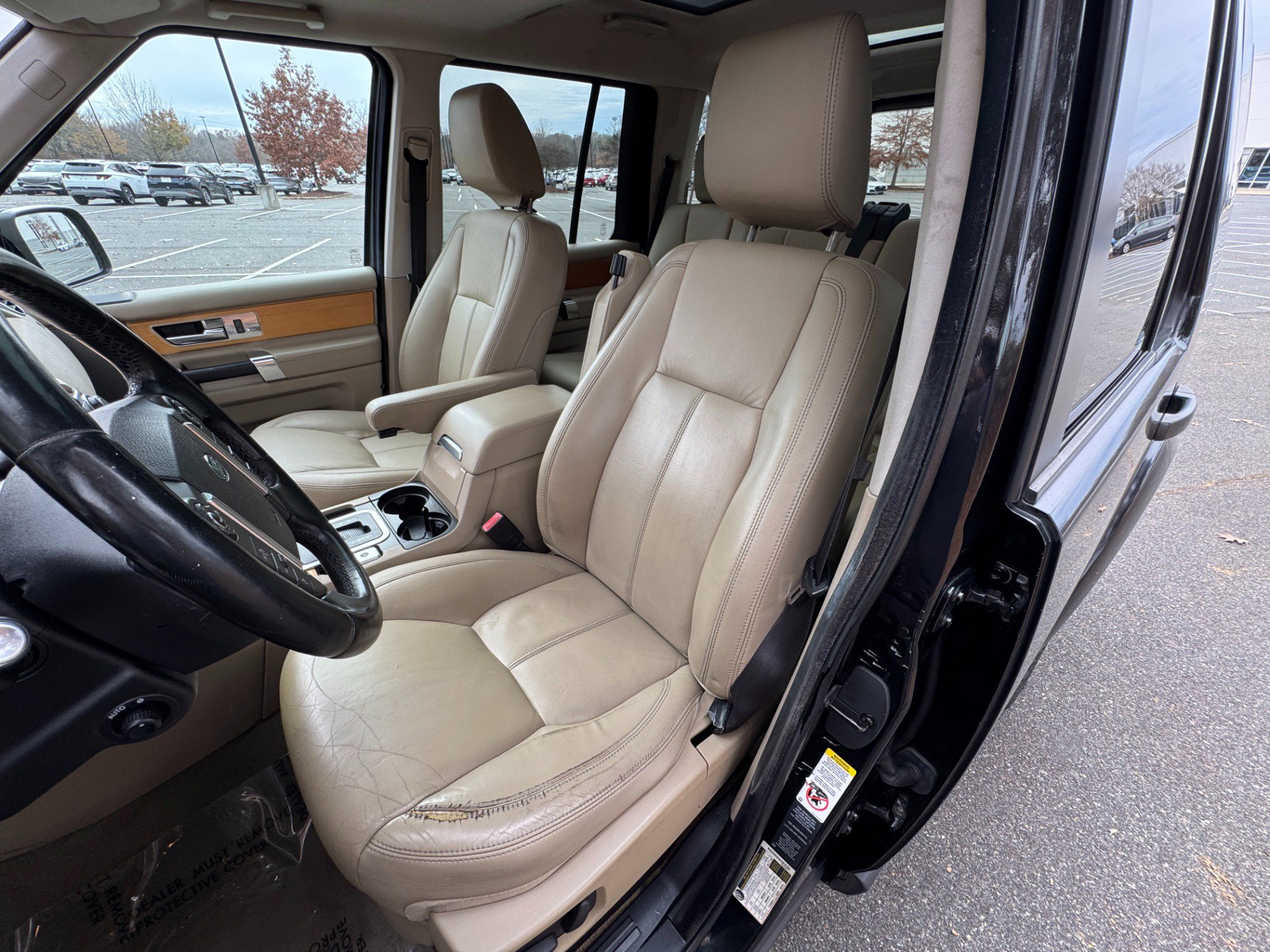 Used 2012 Land Rover LR4 HSE LUX image 22