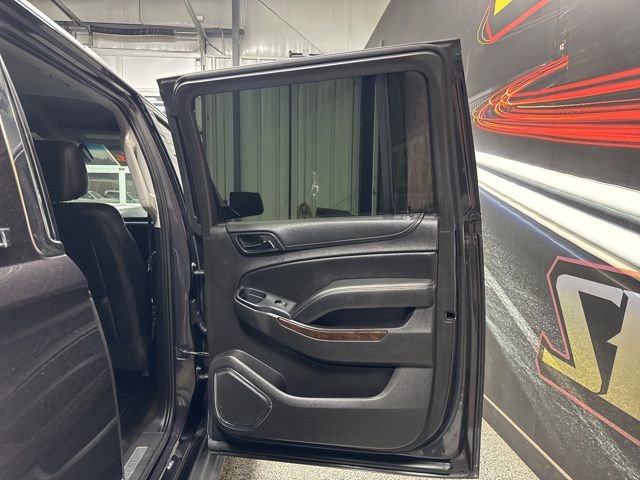 Used 2017 Chevrolet Suburban LT AWD/4WD image 26