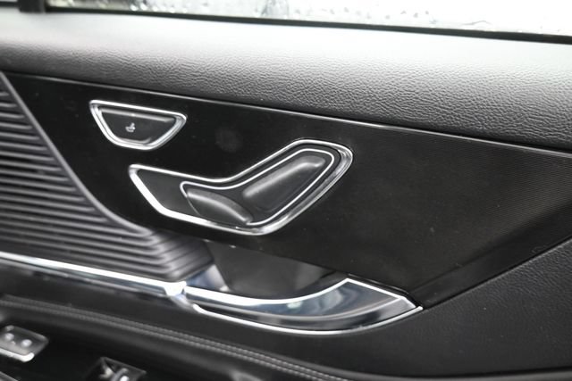 Used 2021 Lincoln Corsair AWD w/ Equipment Group 101A image 12