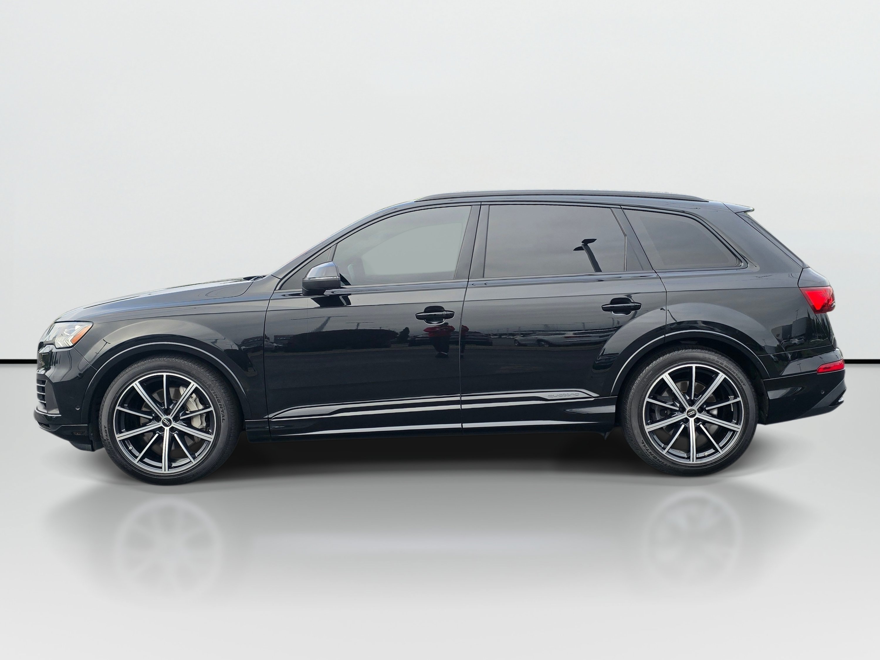 Used 2023 Audi Q7 3.0T Prestige AWD/4WD image 2