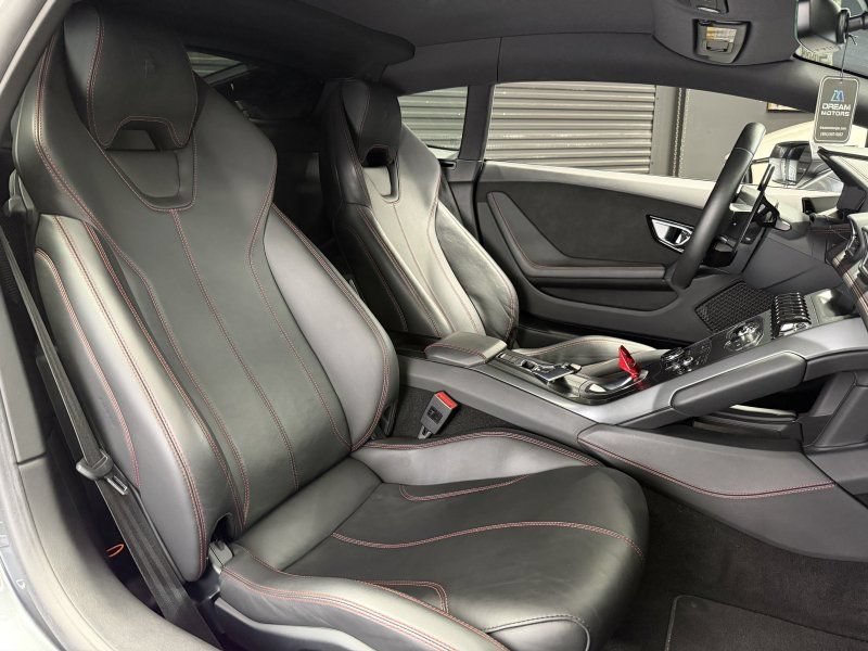 Used 2018 Lamborghini Huracan LP 580-2 RWD image 16