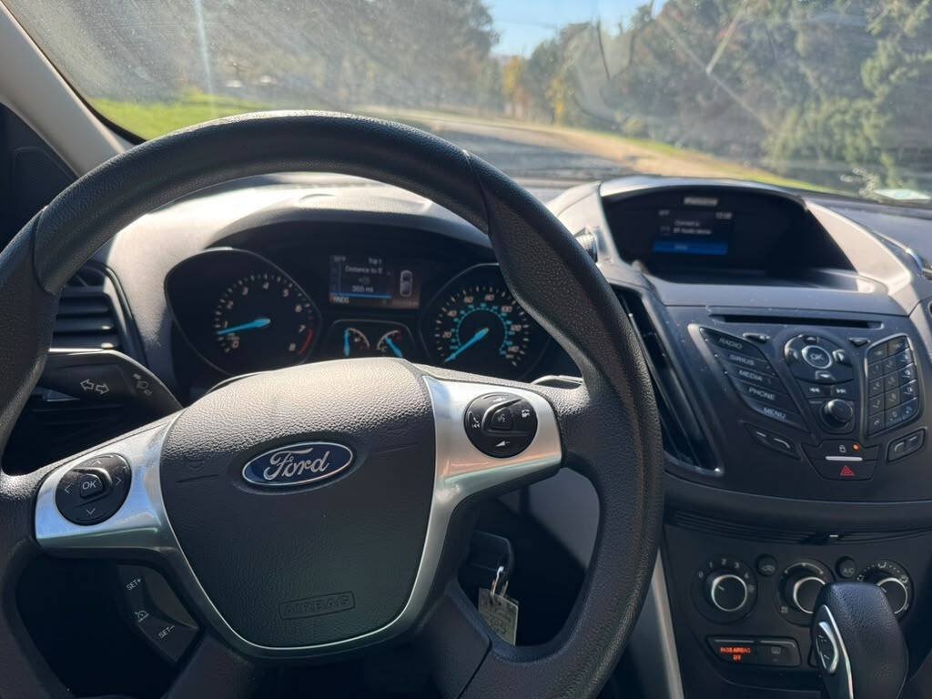 Used 2016 Ford Escape SE AWD/4WD image 11