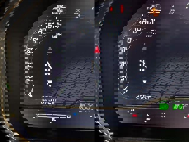 Used 2025 GMC Sierra 1500 Elevation image 18