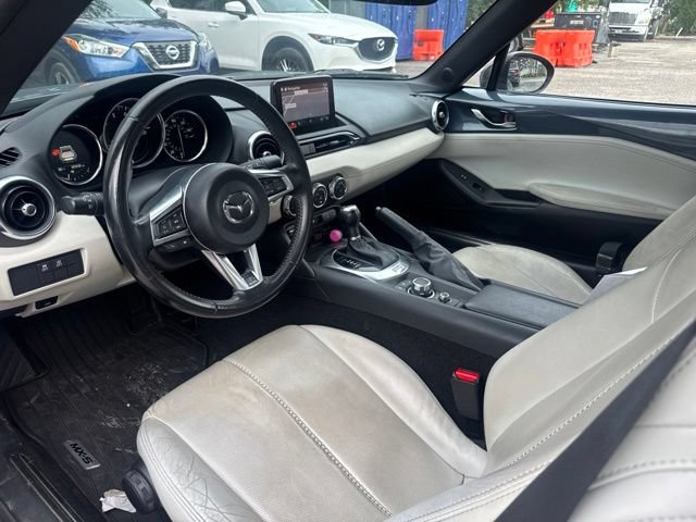 Used 2021 MAZDA MX-5 Miata RF Grand Touring RWD image 9