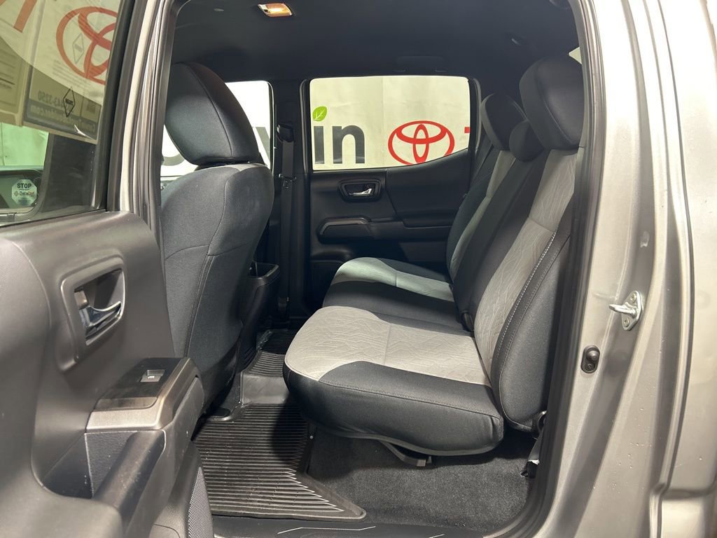 Used 2023 Toyota Tacoma TRD Off-Road image 20