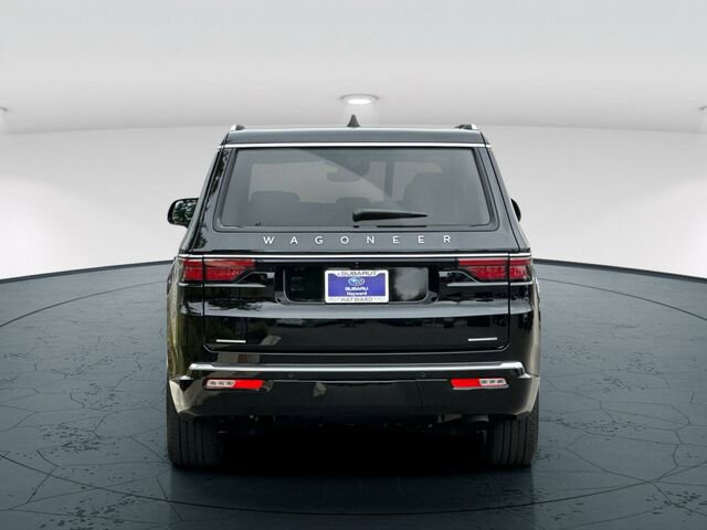 Used 2023 Jeep Wagoneer Series III w/ Convenience Group I AWD/4WD image 5