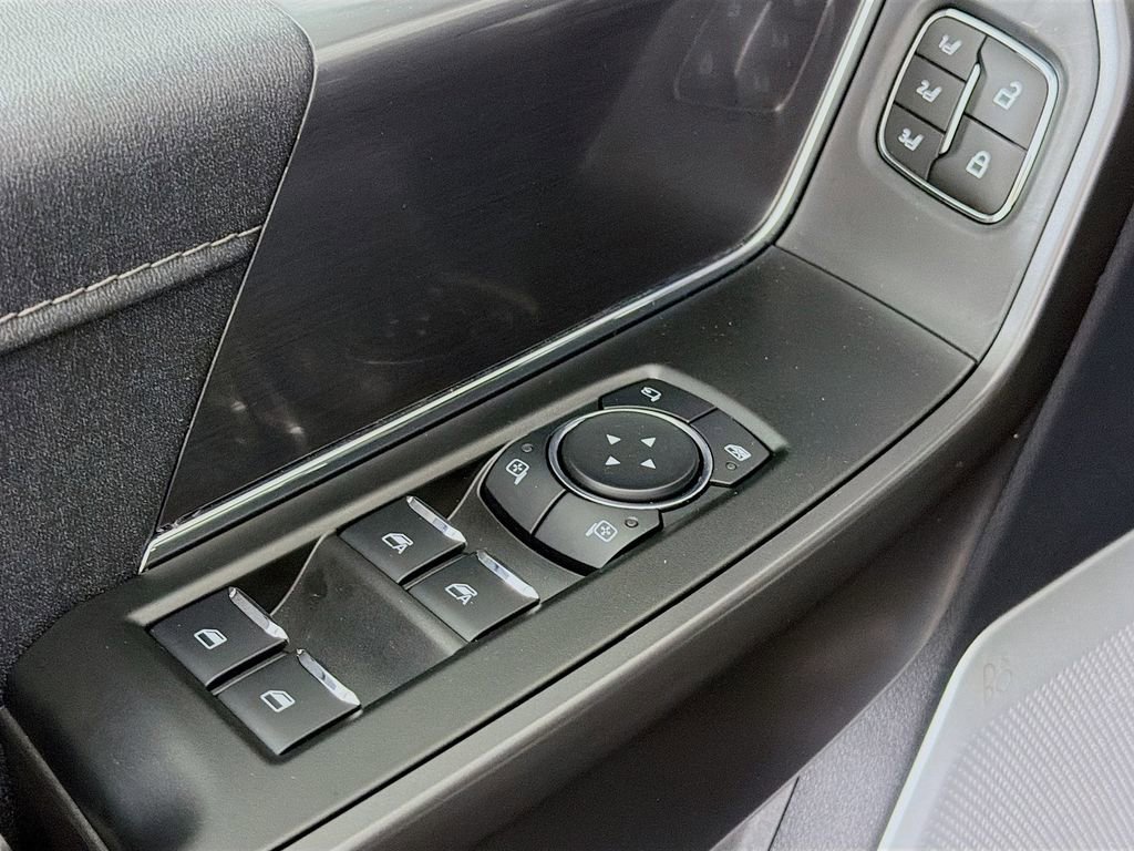 New 2025 Ford F150 Lariat w/ Equipment Group 502A High image 19