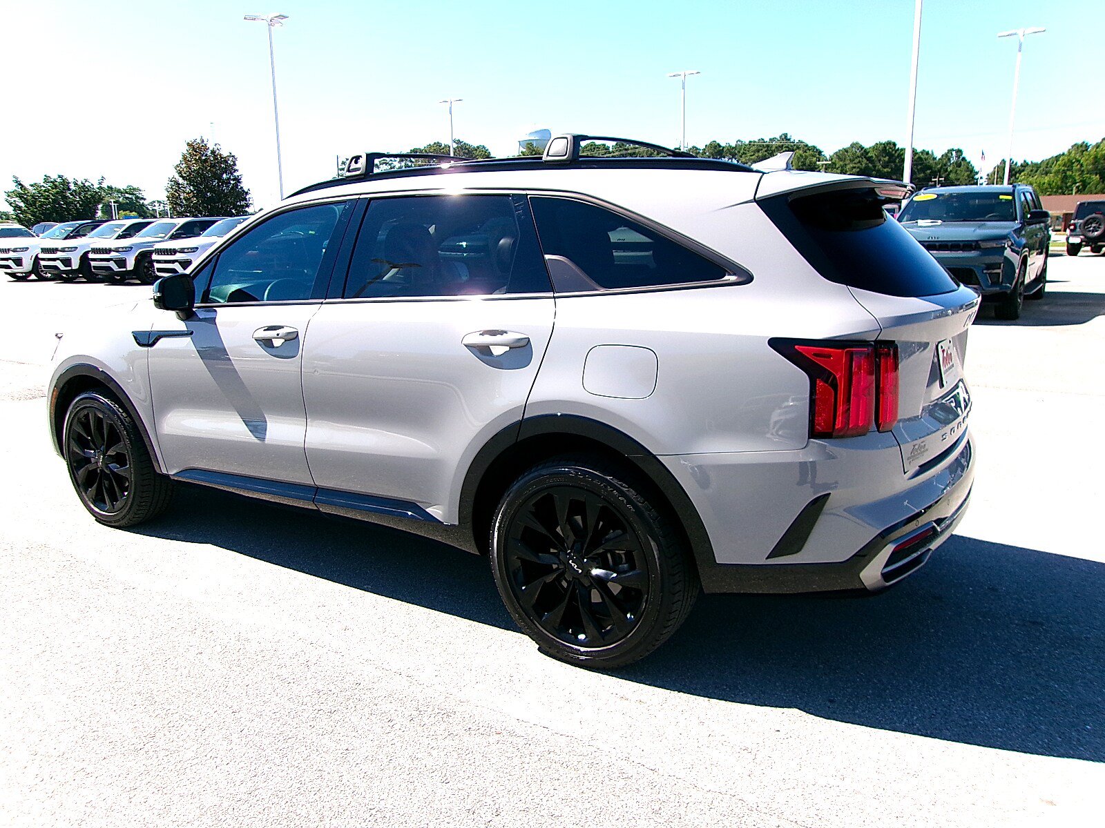 Used 2022 Kia Sorento SX FWD image 3