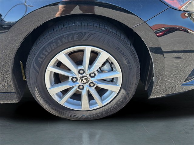 Used 2025 Toyota Camry LE image 9