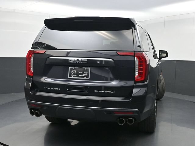 Used 2024 GMC Yukon Denali Ultimate AWD/4WD image 3