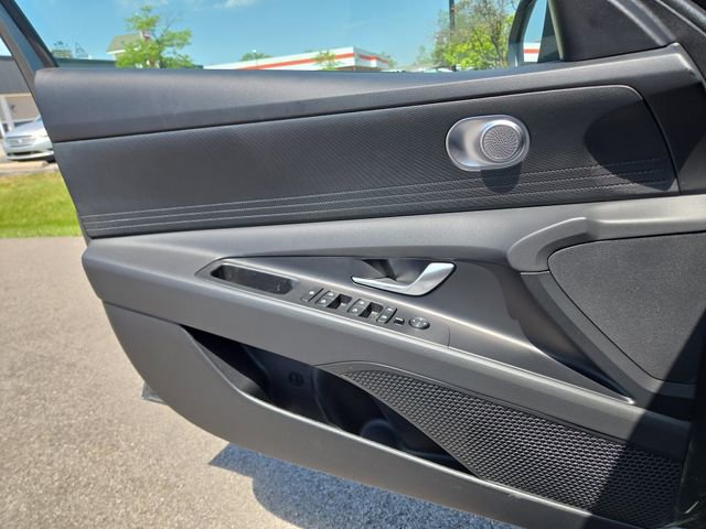 New 2026 Hyundai Elantra SE FWD image 20