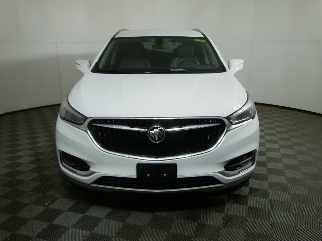 Used 2021 Buick Enclave Essence image 8