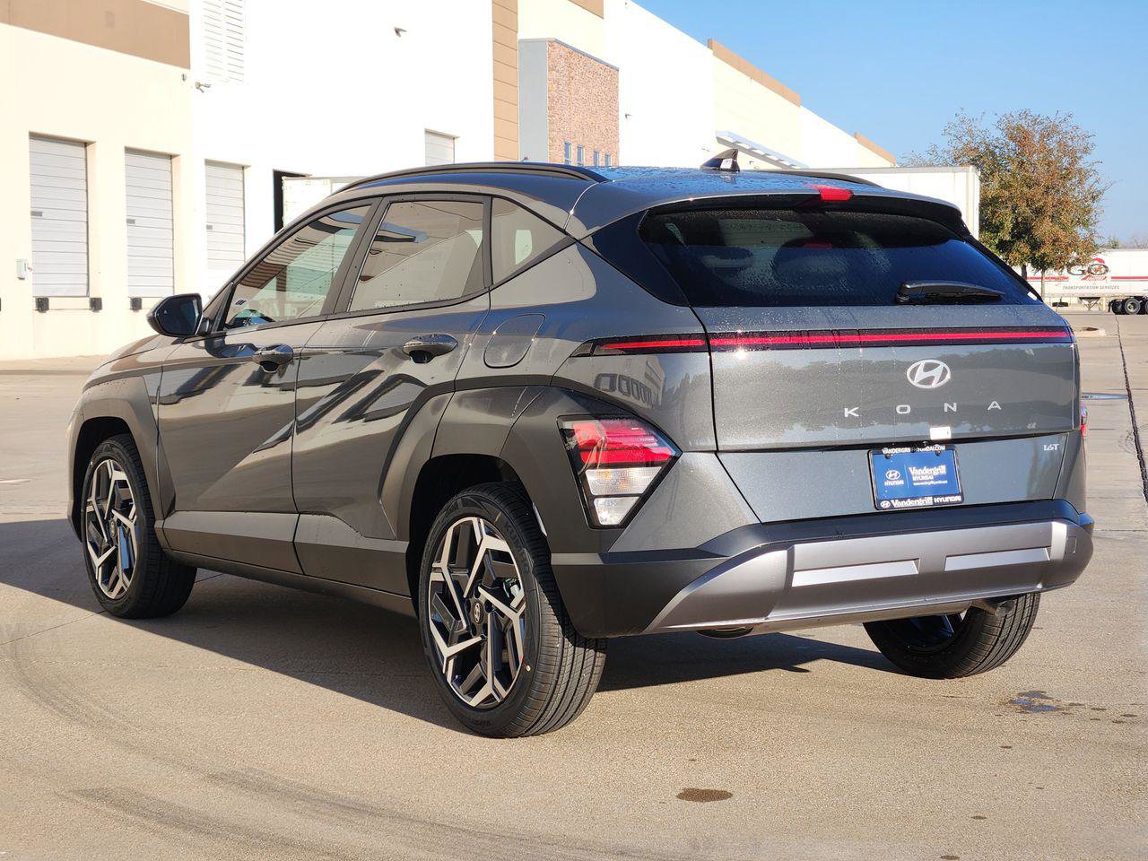 New 2026 Hyundai Kona SEL Premium FWD image 3