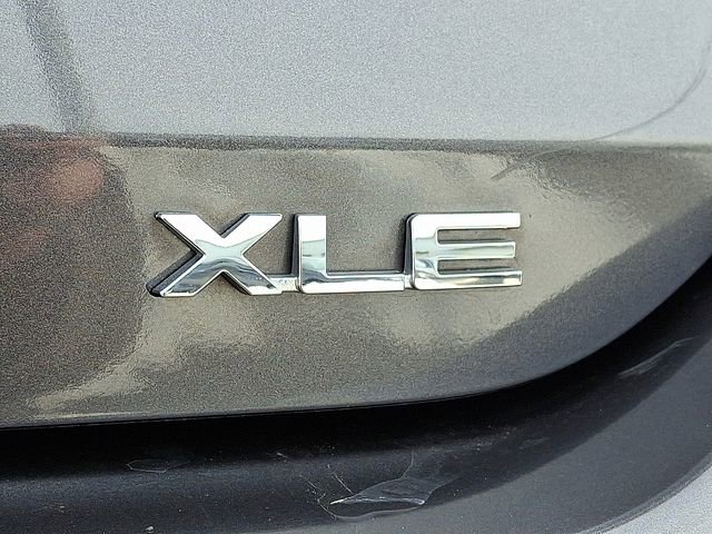 Used 2024 Toyota Highlander XLE image 34