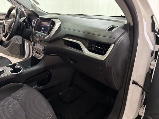 Used 2024 GMC Terrain SLE FWD image 22