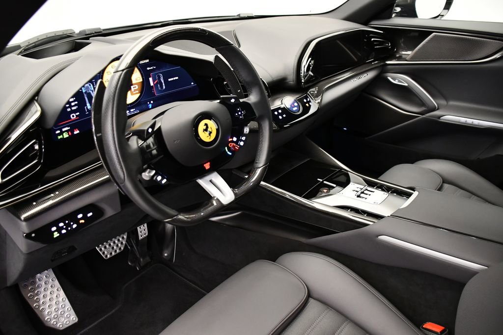 Used 2023 Ferrari Purosangue image 4