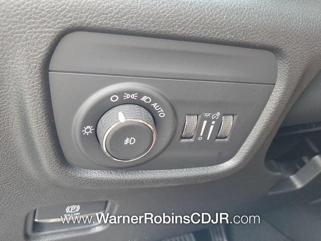 New 2026 Jeep Grand Cherokee L Limited RWD image 29