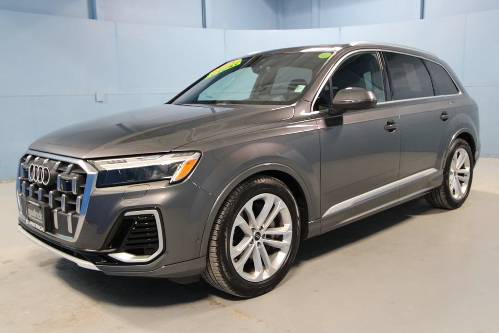 Used 2025 Audi Q7 3.0T Prestige w/ Prestige Package AWD/4WD image 32