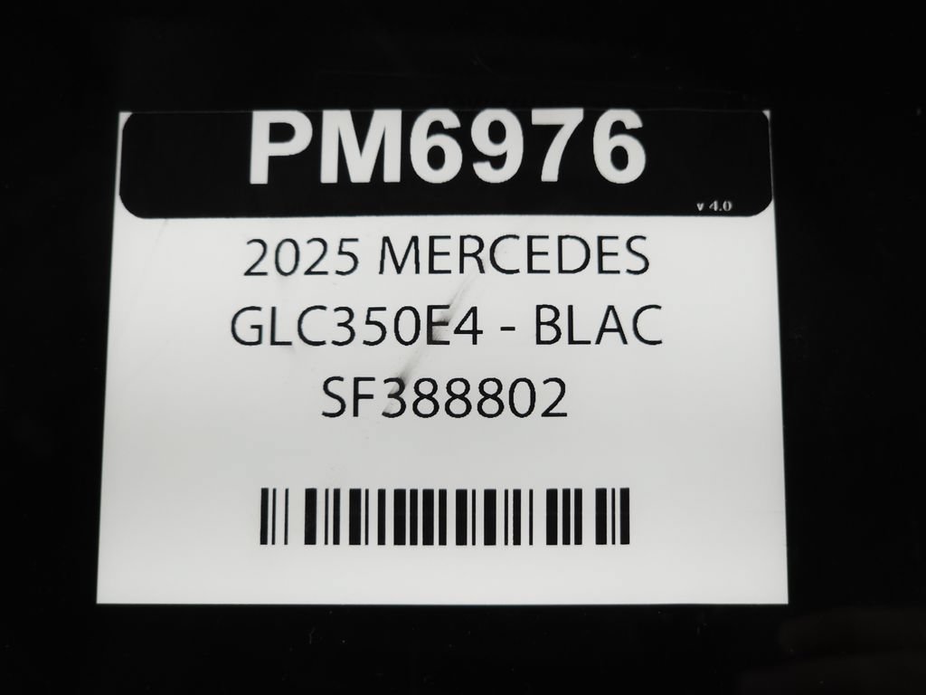 Used 2025 Mercedes-Benz GLC 350e 4MATIC image 34