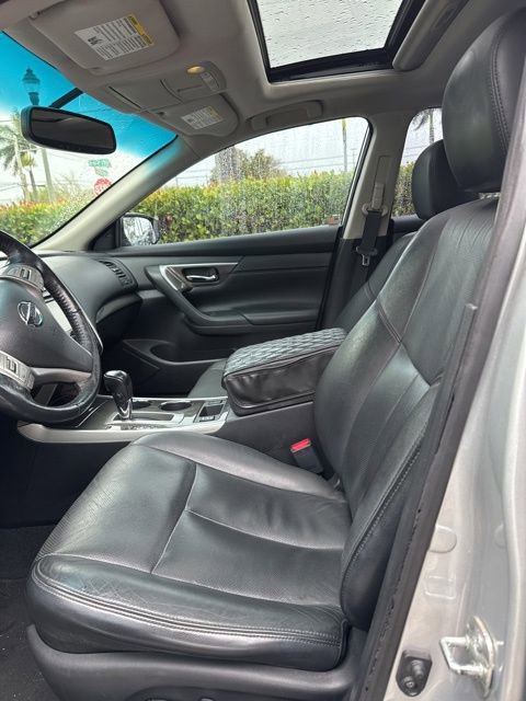 Used 2014 Nissan Altima 2.5 SL w/ Technology Package image 4