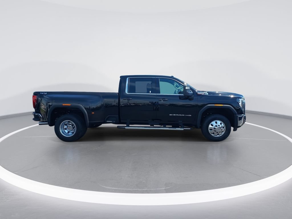 New 2026 GMC Sierra 3500 SLE w/ SLE Value Package AWD/4WD image 9