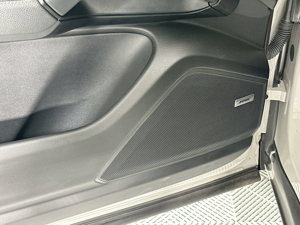 Certified 2025 Porsche Cayenne AWD/4WD image 21
