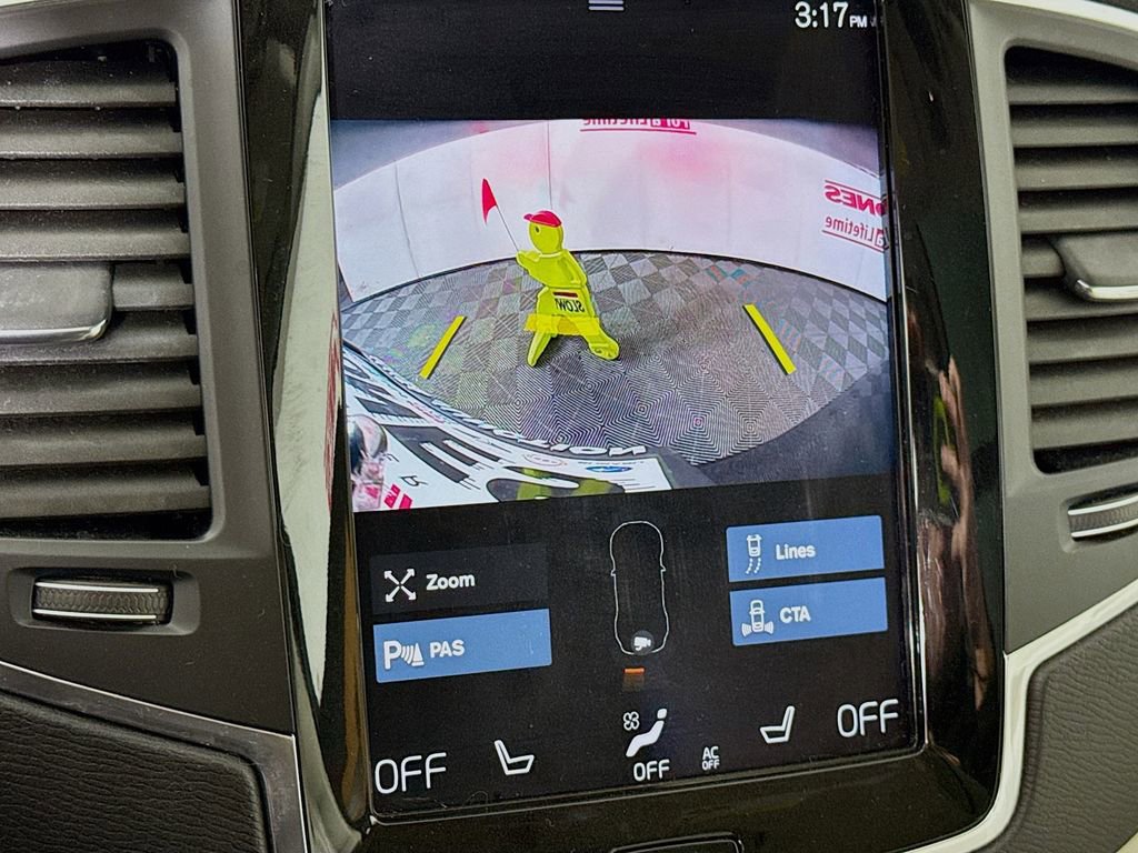 Used 2022 Volvo XC90 T6 Momentum w/ Climate Package image 6