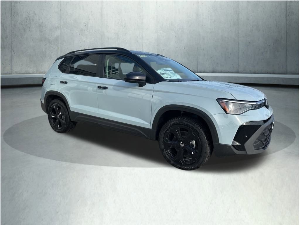 New 2026 Volkswagen Taos SE image 7